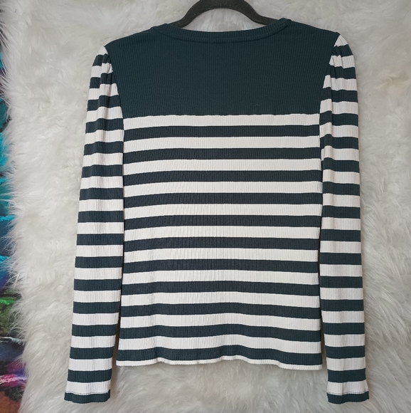 Ann Taylor Petite Green and White Striped Ribbed Long Sleeve Top Size MP - Picture 7 of 10